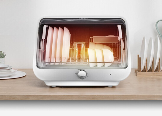 Surprisingly Friendly Midea 35L table top Sterilizer